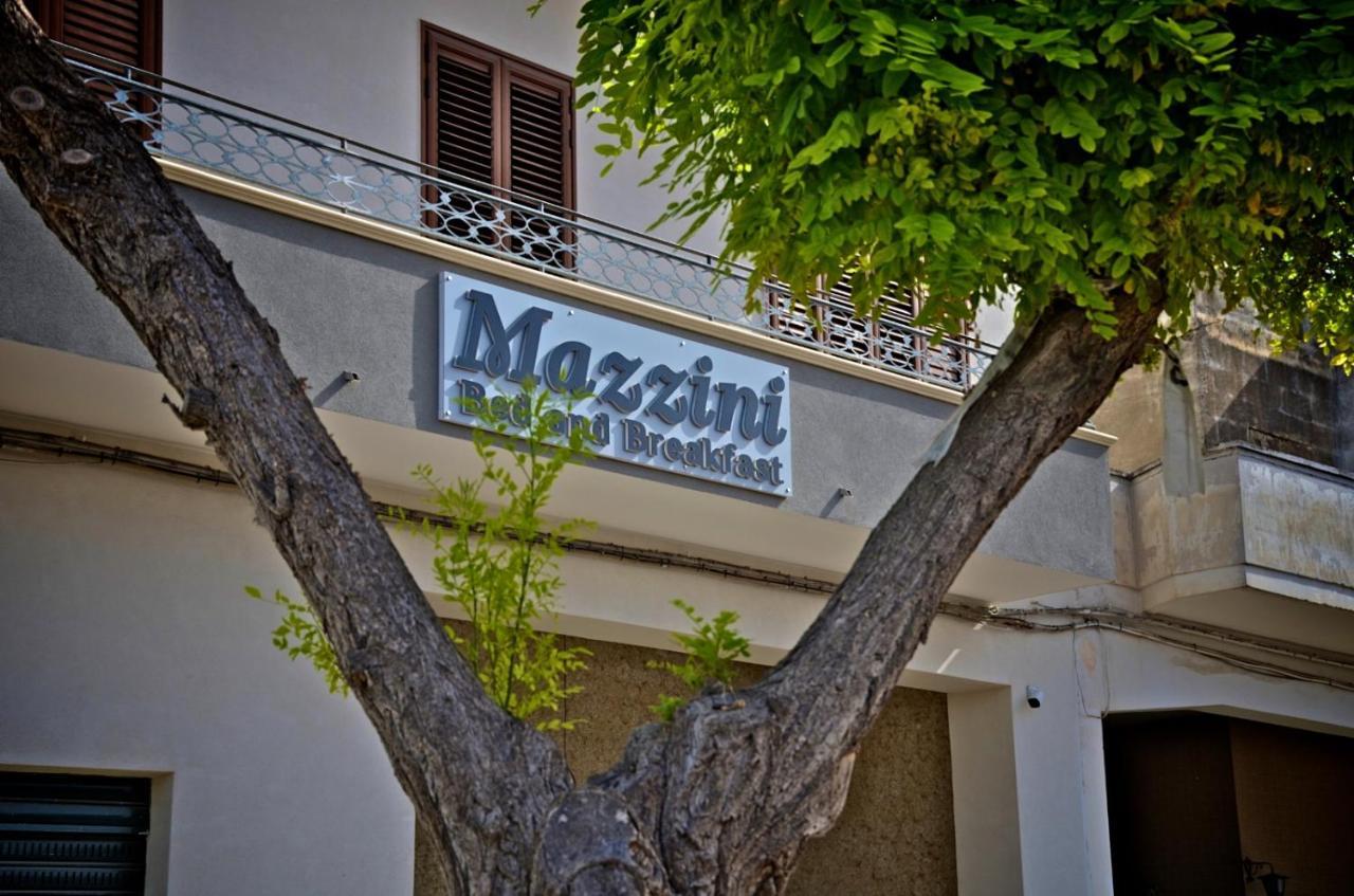 Bed & Breakfast "Mazzini" 莱韦拉诺 外观 照片