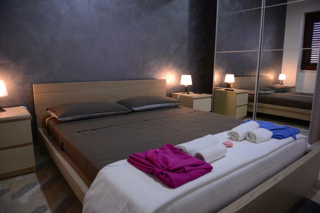 Bed & Breakfast "Mazzini" 莱韦拉诺 外观 照片