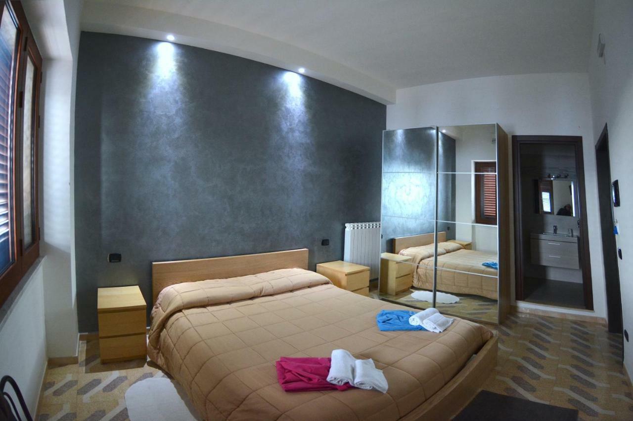 Bed & Breakfast "Mazzini" 莱韦拉诺 外观 照片
